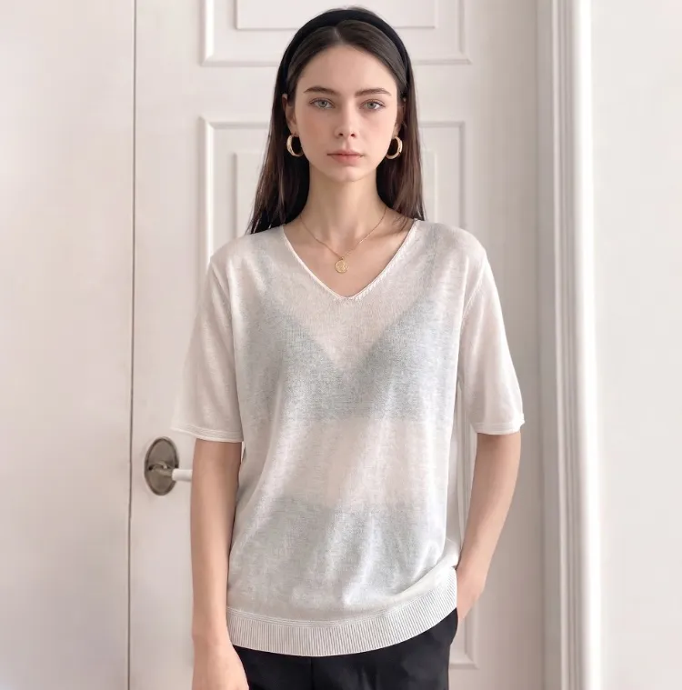 지금 가장 핫한 아이템
반팔 니트