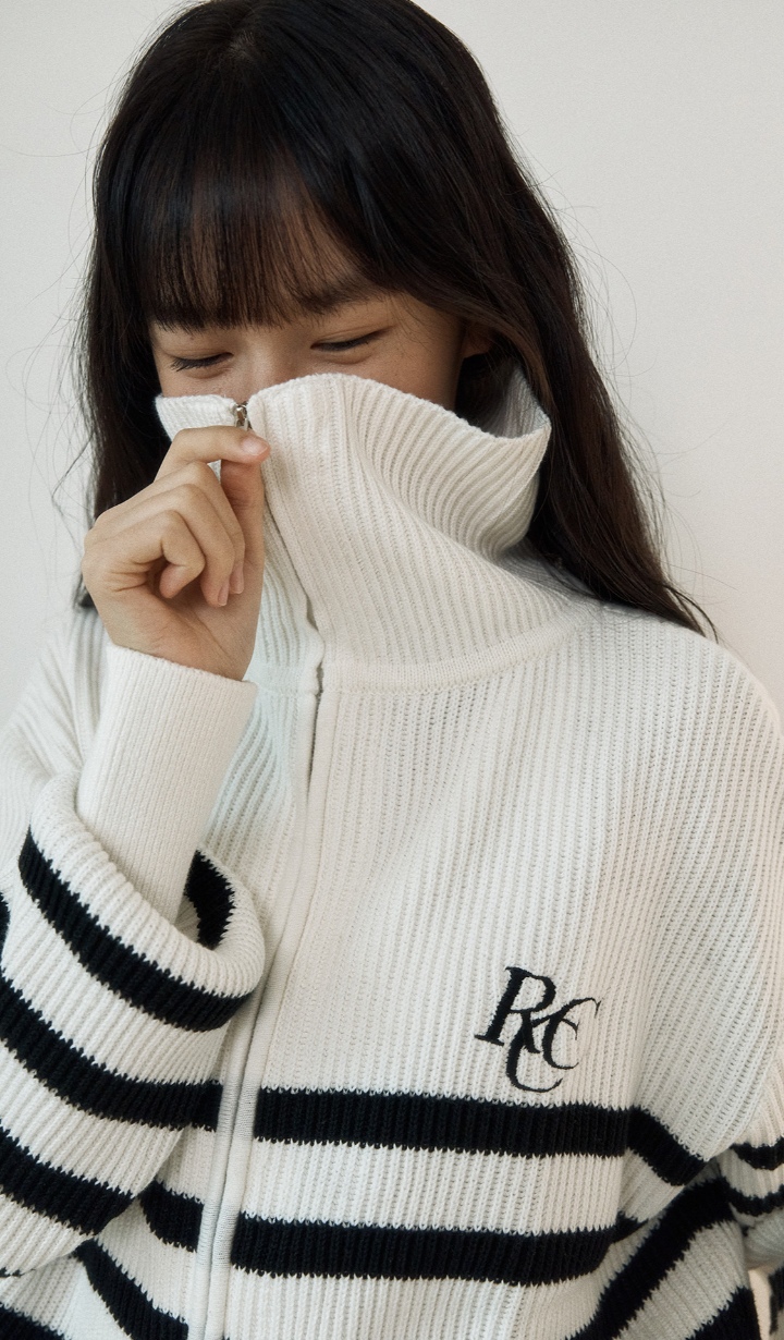 blured_ROCCI ROCCI
RCC KNIT