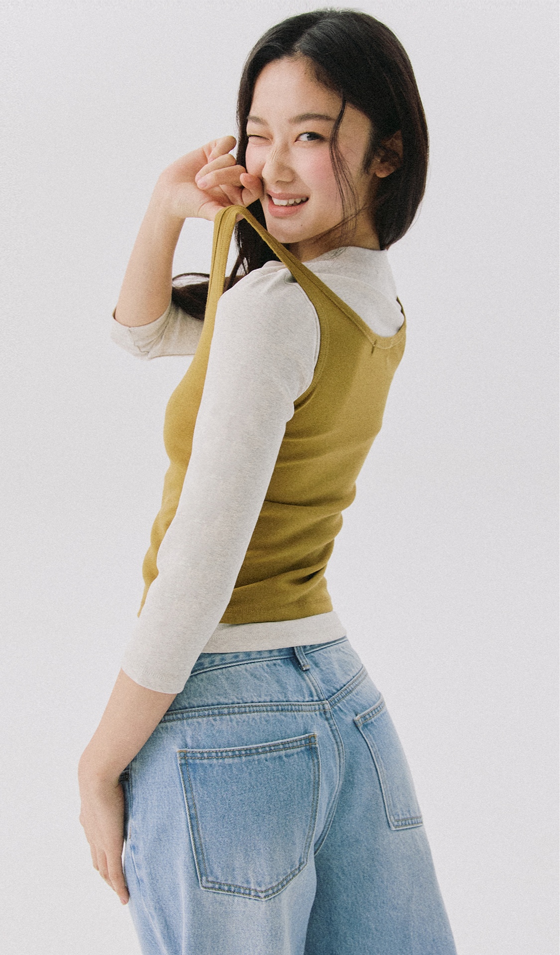 blured_시티브리즈 
26 SPRING