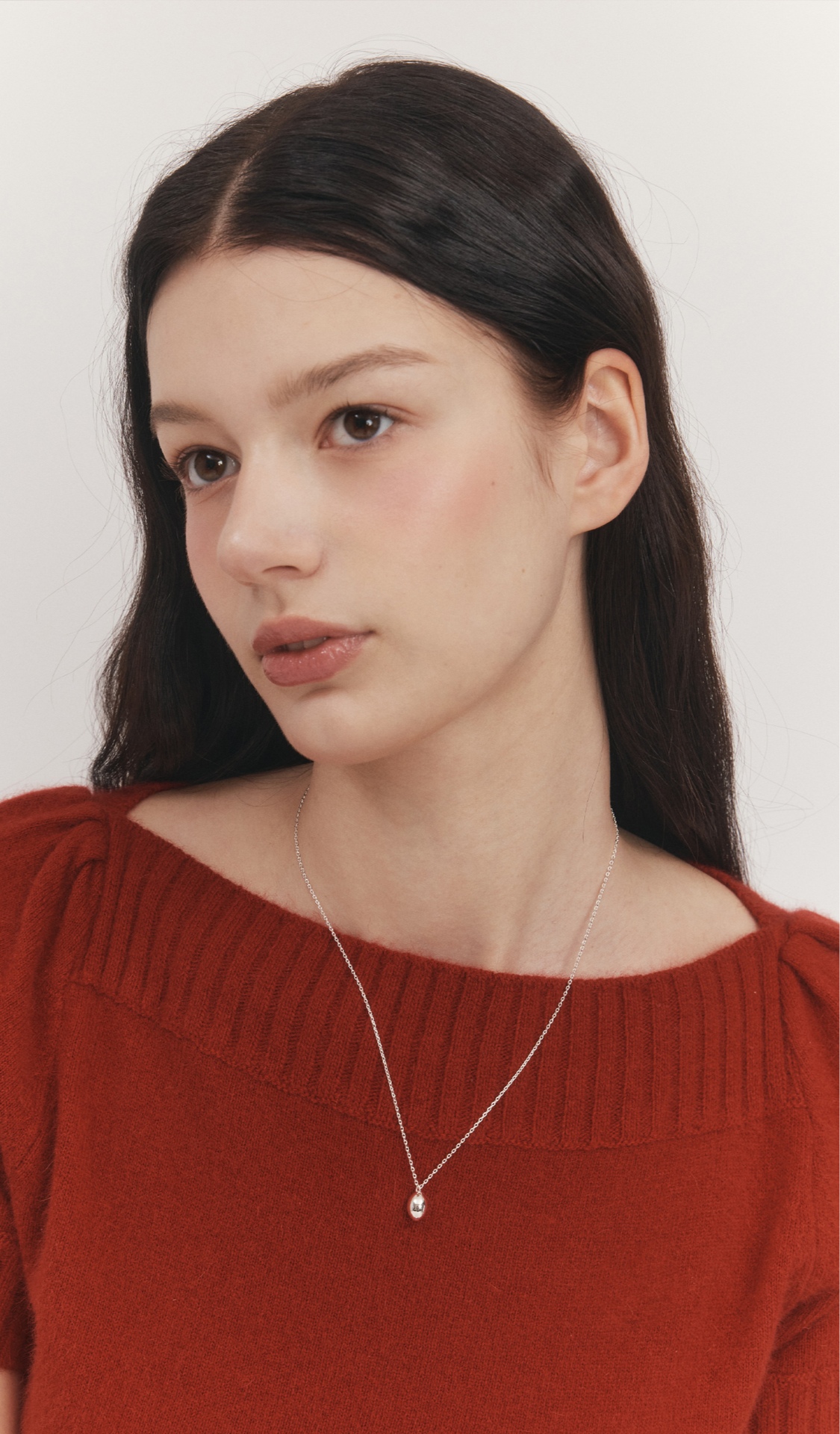 blured_앵브록스
Best Item