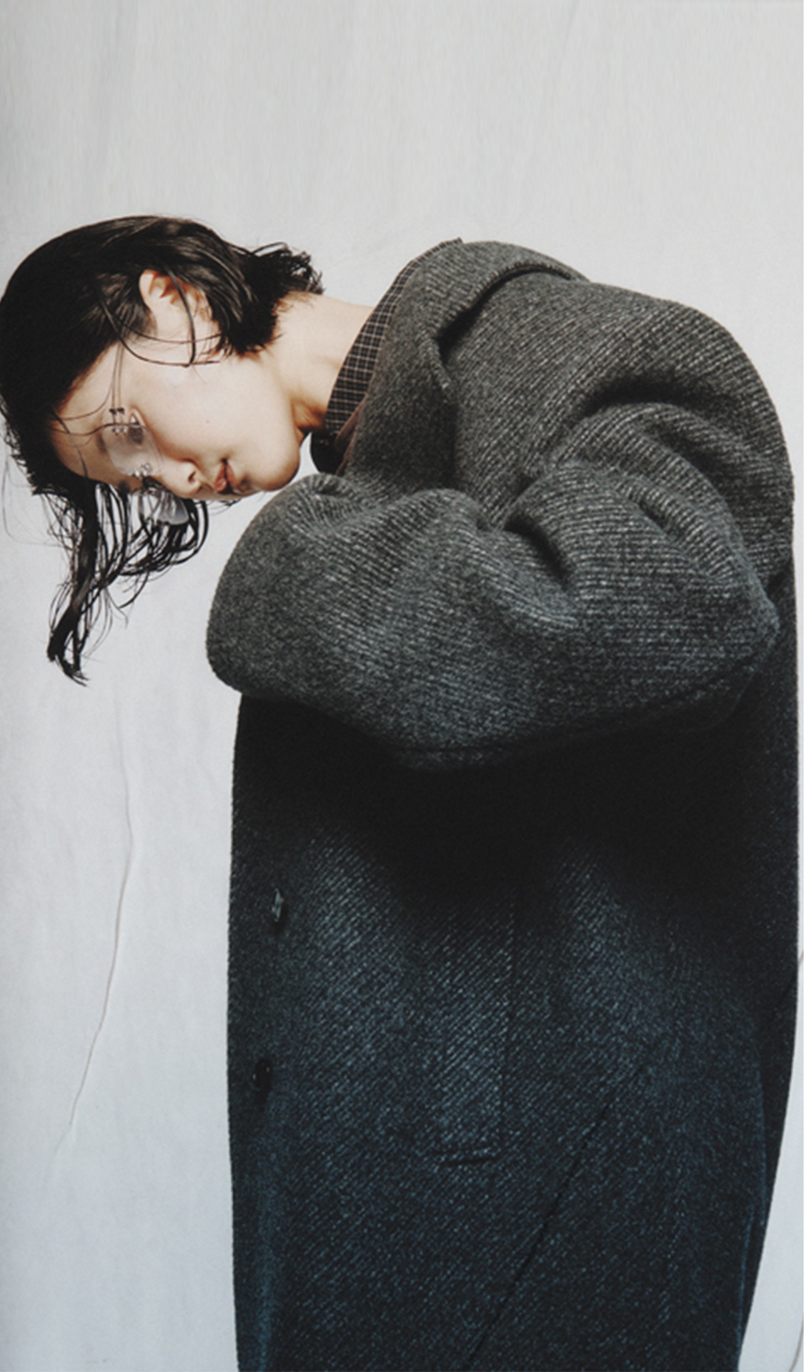 blured_INSILENCE
WOMEN 