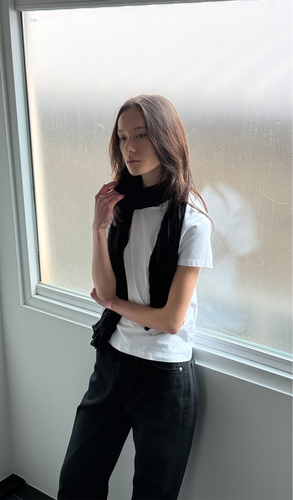 blured_인사일런스우먼
2026