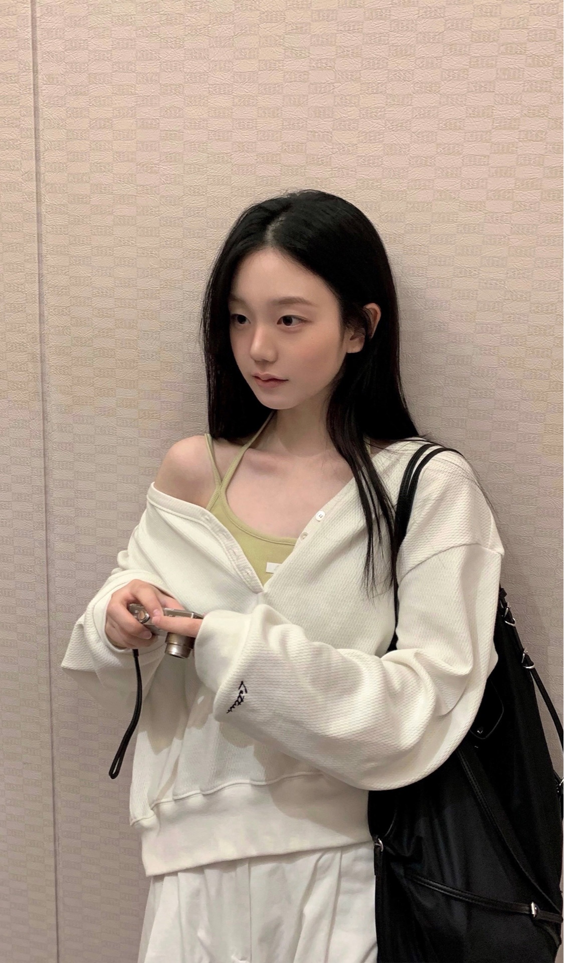 blured_꾸안꾸 스웻셔츠
스프링 코디 완성