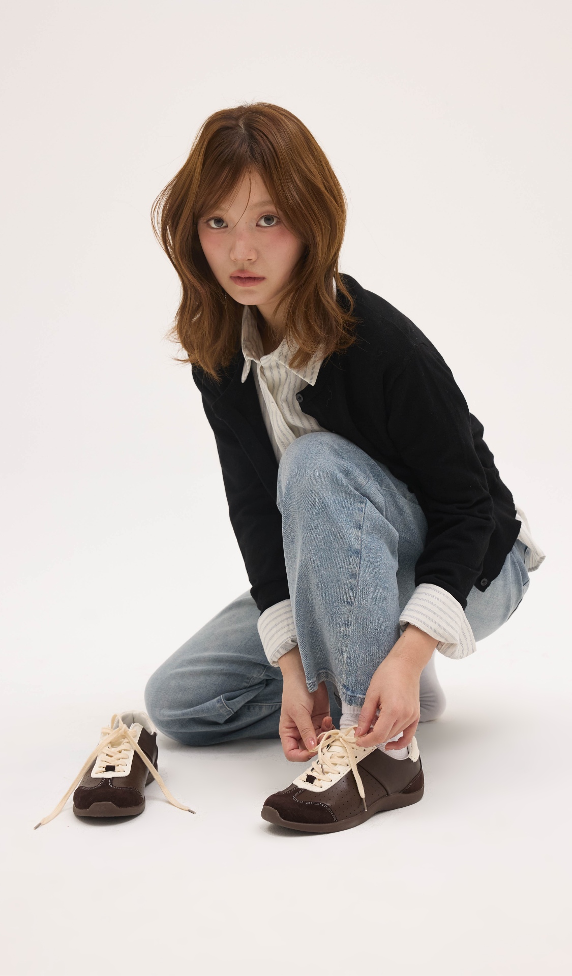 blured_신학기 개강룩
흔하지 않은 스니커즈